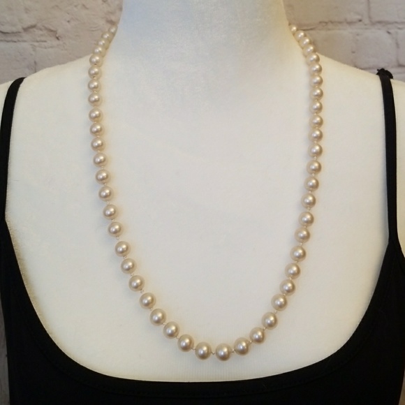 Vintage Single Strand Faux Pearl Necklace